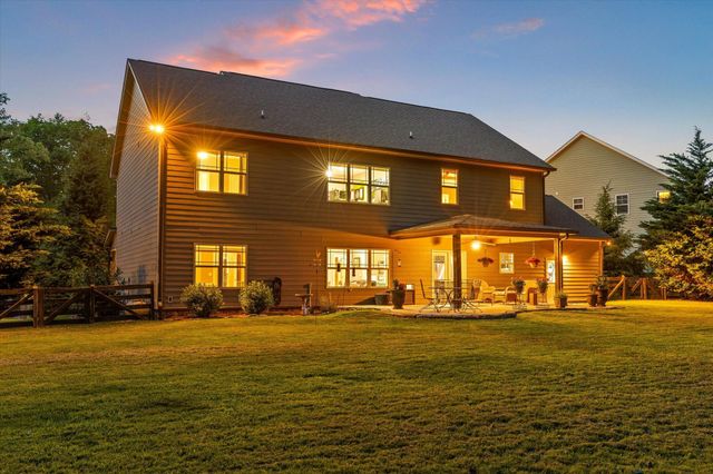 7216 Chimney Rock Trail, Signal Mountain, TN 37377