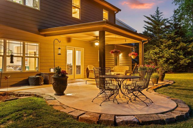 7216 Chimney Rock Trail, Signal Mountain, TN 37377