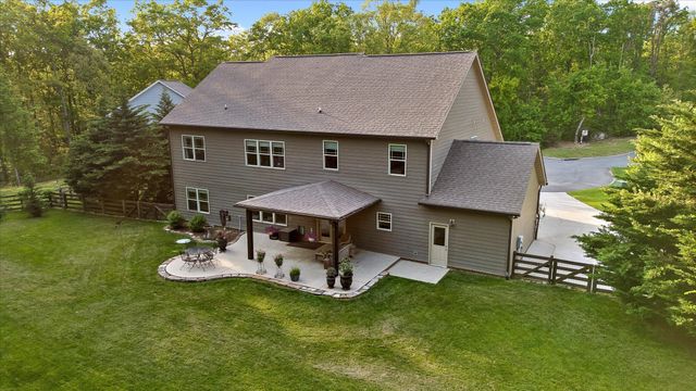 7216 Chimney Rock Trail, Signal Mountain, TN 37377