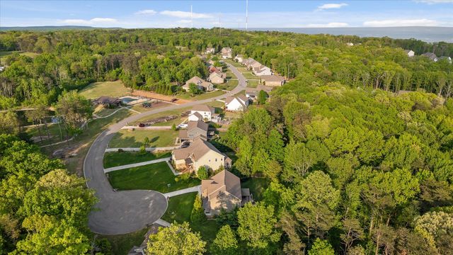 7216 Chimney Rock Trail, Signal Mountain, TN 37377
