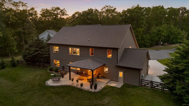 7216 Chimney Rock Trail, Signal Mountain, TN 37377