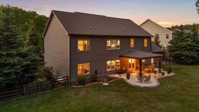 7216 Chimney Rock Trail, Signal Mountain, TN 37377