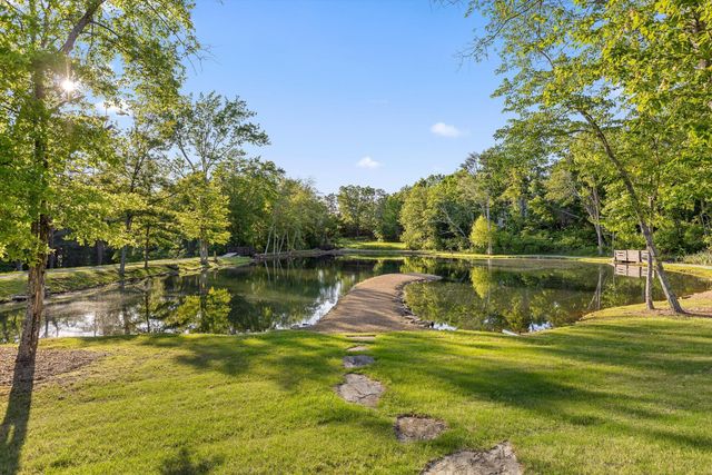 7216 Chimney Rock Trail, Signal Mountain, TN 37377