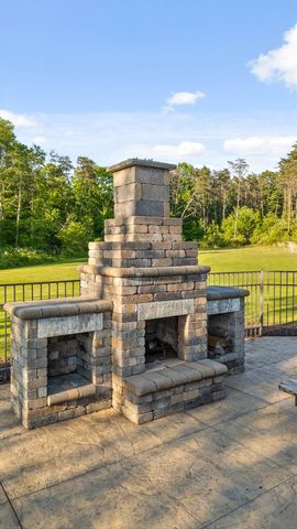 7216 Chimney Rock Trail, Signal Mountain, TN 37377