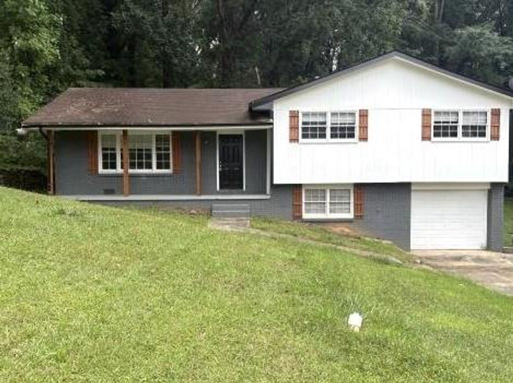 3707 Satellite Boulevard, Ellenwood, GA 30294