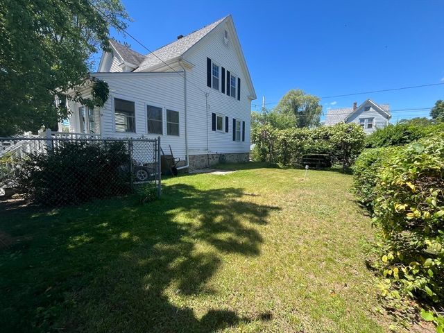 168 East St, Methuen, MA 01844