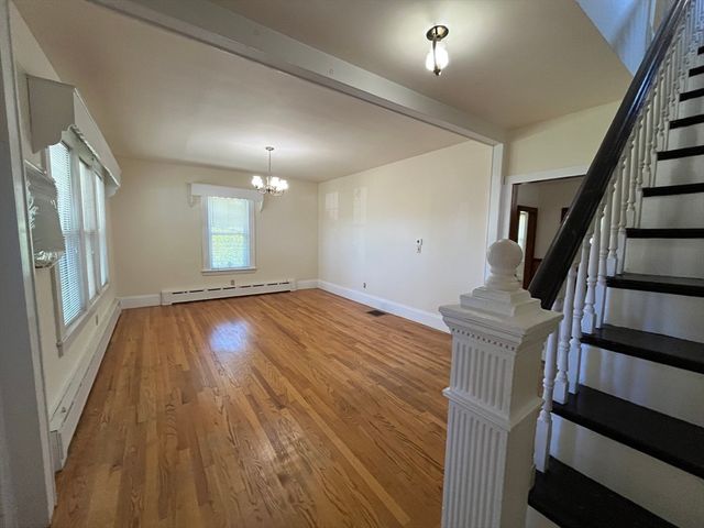 168 East St, Methuen, MA 01844