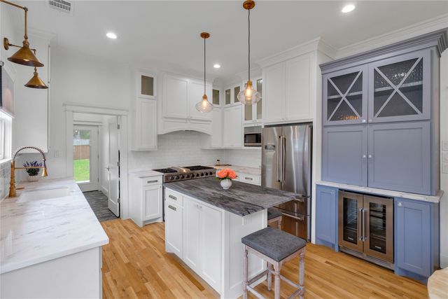 5727 Victor Street, Dallas, TX 75214