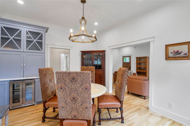 5727 Victor Street, Dallas, TX 75214