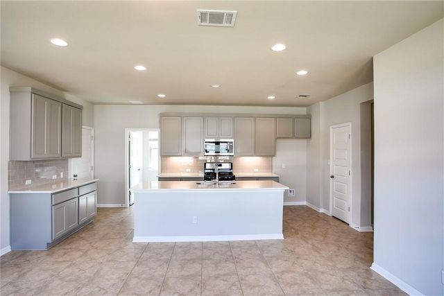 1132 Oak Chase WAY, Leander, TX 78641