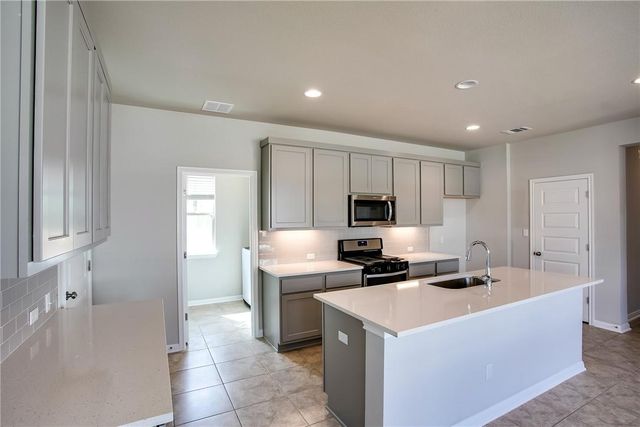 1132 Oak Chase WAY, Leander, TX 78641