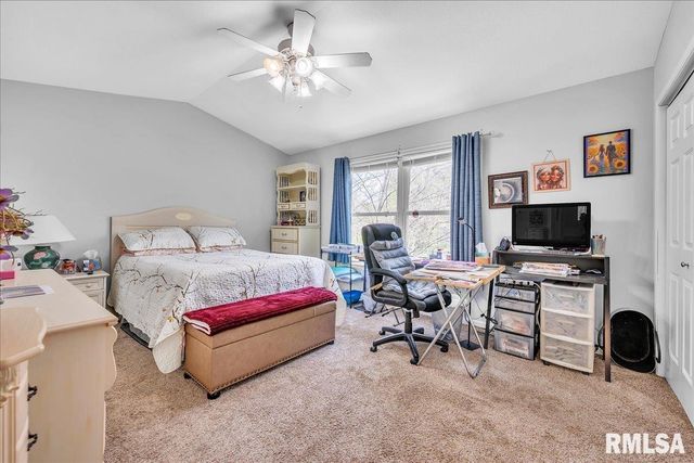 5213 W VALE Court, Peoria, IL 61607