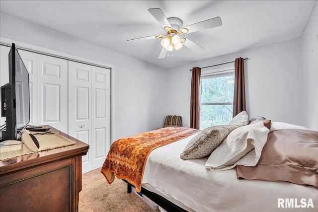 5213 W VALE Court, Peoria, IL 61607