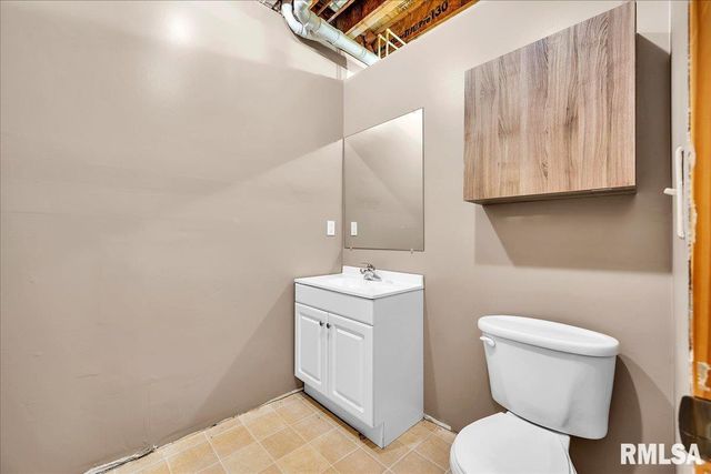 5213 W VALE Court, Peoria, IL 61607