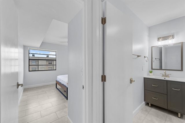 234 Capri E, Delray Beach, FL 33484