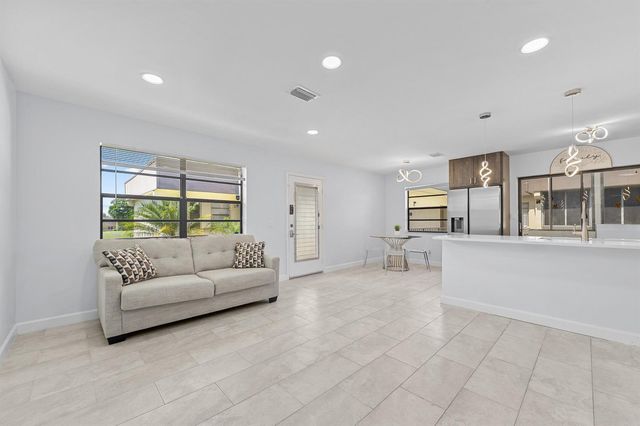 234 Capri E, Delray Beach, FL 33484