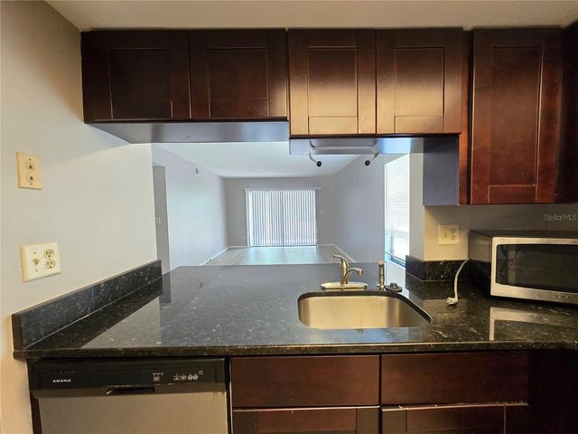 7838 NIAGARA AVENUE 305, Tampa, FL 33617