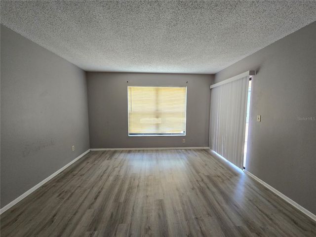 7838 NIAGARA AVENUE 305, Tampa, FL 33617