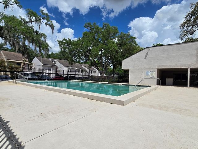 7838 NIAGARA AVENUE 305, Tampa, FL 33617