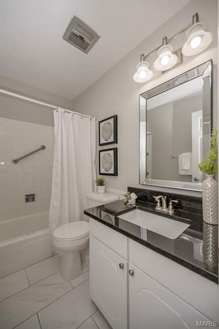 2325 Charlemagne Drive, Maryland Heights, MO 63043