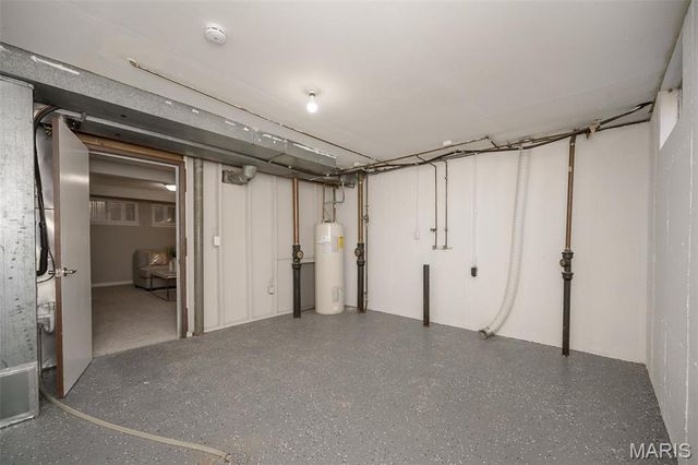 2325 Charlemagne Drive, Maryland Heights, MO 63043