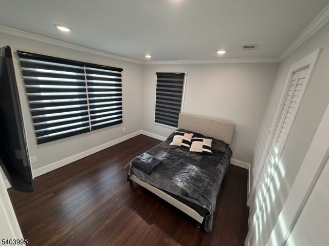 207 Post Ave, Lyndhurst Twp., NJ 07071