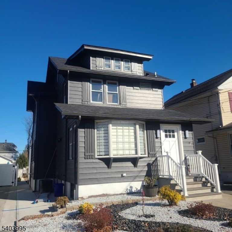 207 Post Ave, Lyndhurst Twp., NJ 07071