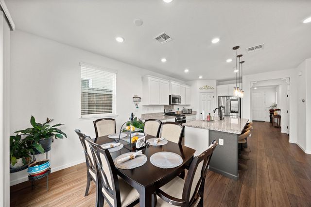 2746 Coronado Ln, Lincoln, CA 95648