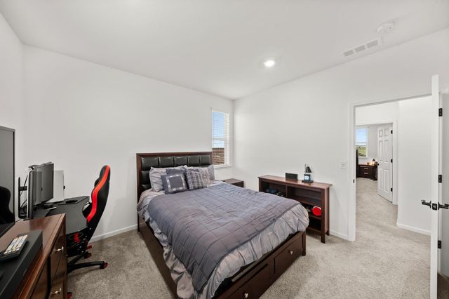 2746 Coronado Ln, Lincoln, CA 95648