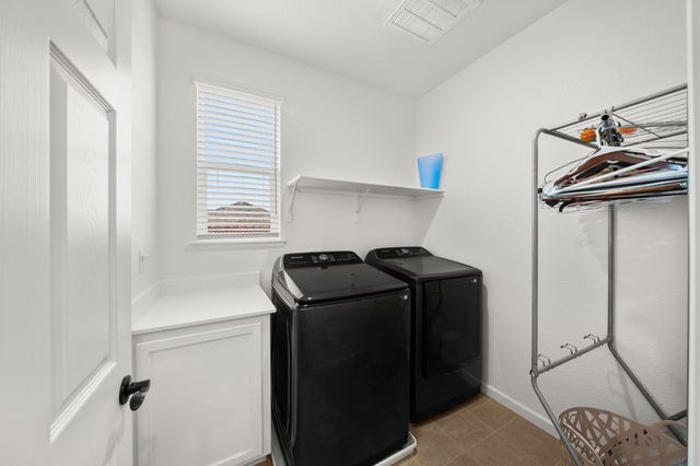 2746 Coronado Ln, Lincoln, CA 95648