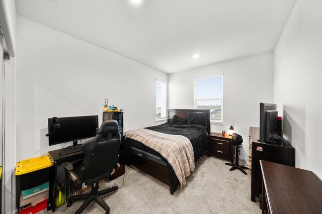 2746 Coronado Ln, Lincoln, CA 95648