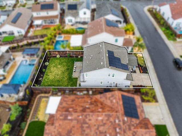 2746 Coronado Ln, Lincoln, CA 95648