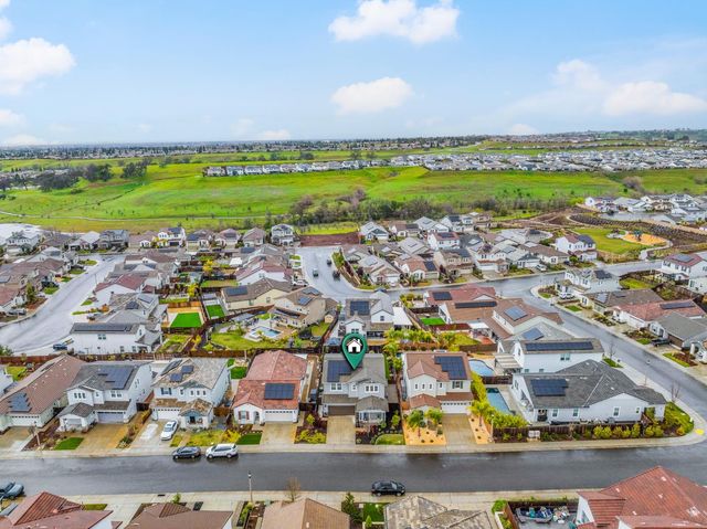 2746 Coronado Ln, Lincoln, CA 95648