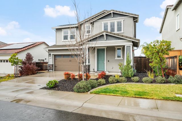 2746 Coronado Ln, Lincoln, CA 95648