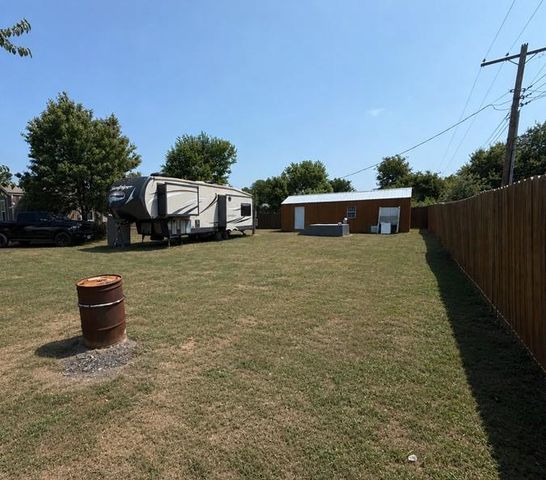 3112 E Oakleaf Drive, Edmond, OK 73034