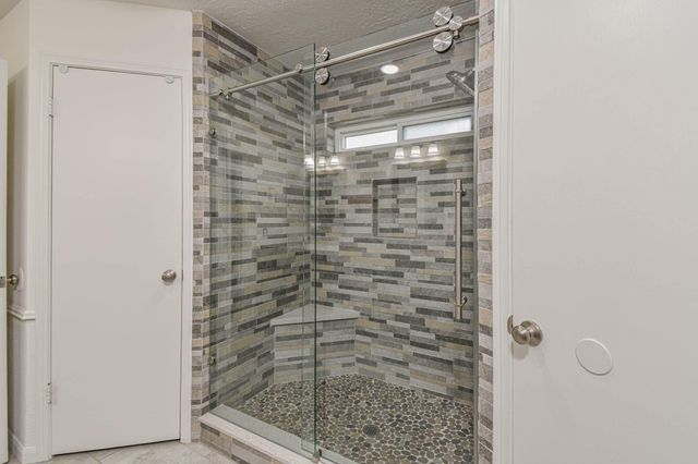 12610 Ivyforest Drive, Cypress, TX 77429