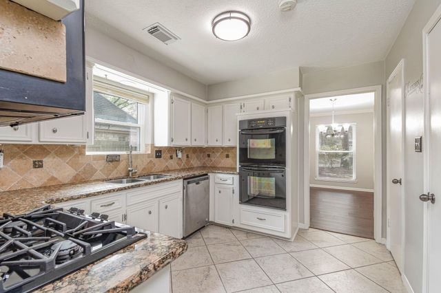 12610 Ivyforest Drive, Cypress, TX 77429