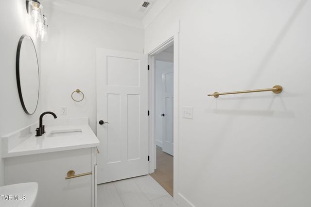 115 Station Way, Johnson City, TN 37615