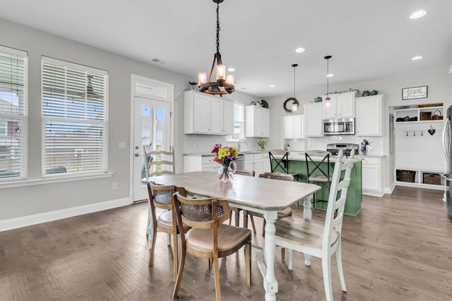 405 Ambergate Lane, Moncks Corner, SC 29461