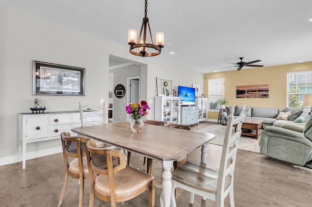 405 Ambergate Lane, Moncks Corner, SC 29461