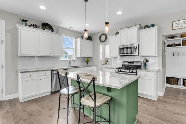 405 Ambergate Lane, Moncks Corner, SC 29461
