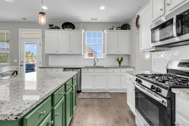 405 Ambergate Lane, Moncks Corner, SC 29461