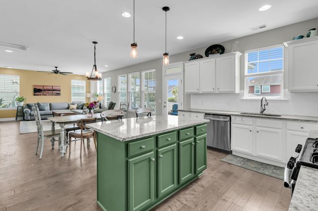 405 Ambergate Lane, Moncks Corner, SC 29461