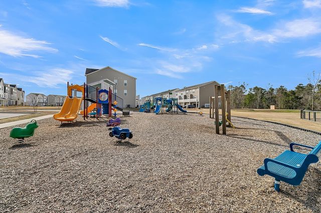 405 Ambergate Lane, Moncks Corner, SC 29461