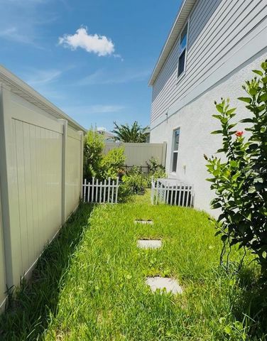 827 OFANTO WAY, Haines City, FL 33844