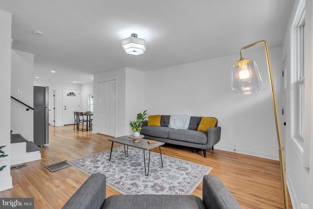 211 YORK ST, Burlington, NJ 08016
