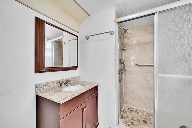 2901 Sunrise Lakes Drive 101, Sunrise, FL 33322