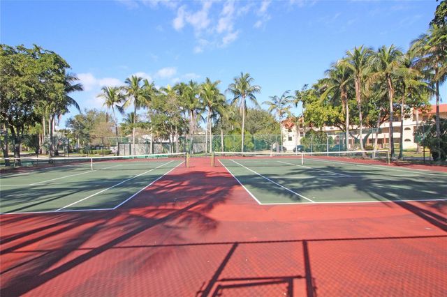 2901 Sunrise Lakes Drive 101, Sunrise, FL 33322