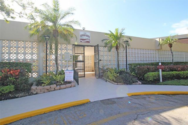 2901 Sunrise Lakes Drive 101, Sunrise, FL 33322