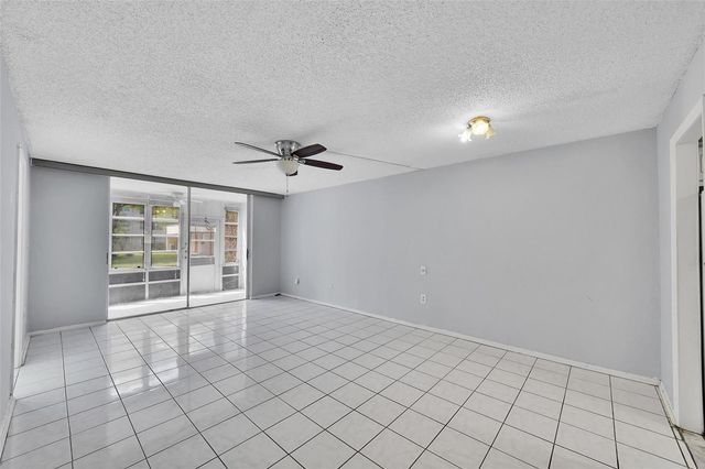 2901 Sunrise Lakes Drive 101, Sunrise, FL 33322